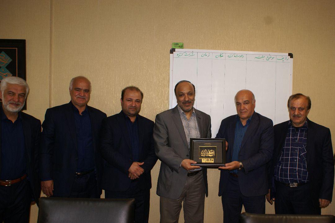 شناسایی نیاز بازارهای هدف برای رسیدن به صادرات باید مورد توجه قرار گیرد