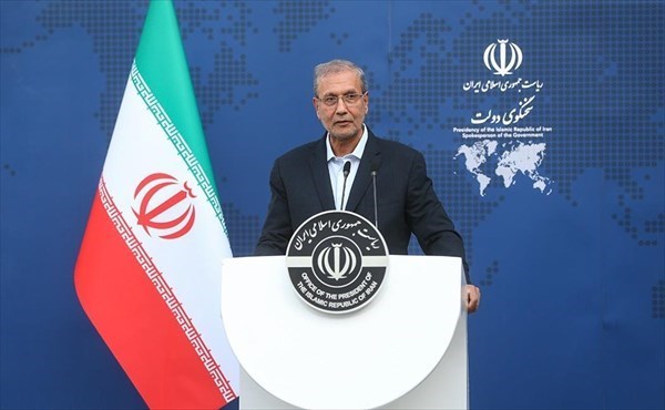 برکناری رئیس صندوق بازنشستگی را به رئیس جمهور منتسب نکنید