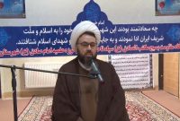 طلاب و روحانیون پیشگامان عرصه جهاد و دفاع هستند