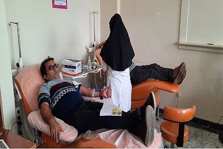 مردم مرند با اهدای خون به پویش «عمل صالح ماندگار» پیوستند