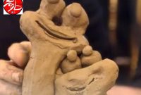 «لمس آرامش با دستان هنرمند؛ شهرداری مرند فرصت تجربه‌ هنر باستانی سفالگری را برای شهروندان فراهم کرد»